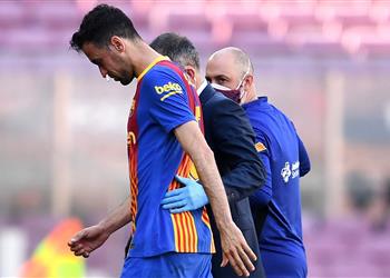 فيديو إصابة قوية لـ بوسكيتس في مباراة برشلونة وأتلتيكو مدريد