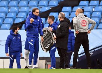 توخيل استحقينا الفوز أمام مانشستر سيتي وستيرلينج محظوظ لعدم طرده