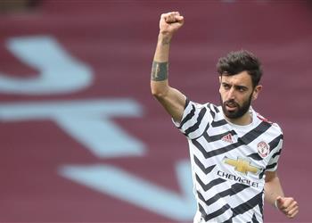 تقارير مانشستر يونايتد يخطط لمكافأة برونو فرنانديز بعقد مغر