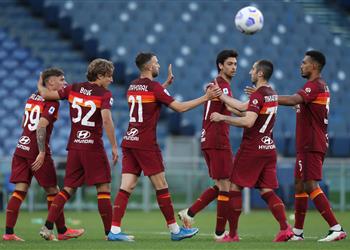 فيديو روما يكتسح كروتوني بخماسية وينعش آماله الأوروبية