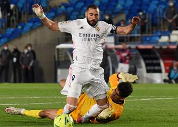 ديشامب عن استدعاء بنزيما في يورو لست بابا نويل