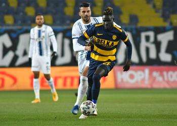 بعد الهبوط أنقرة جوجو يوضح لـ بطولات موقف بادجي من الاستمرار أو العودة إلى الأهلي