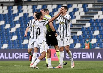 فيديو ديبالا يسجل هدف يوفنتوس الثالث أمام ساسولو ويصل للمئوية