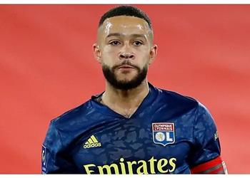 ماركا الاتفاق تم برشلونة يحسم صفقة ديباي وعقبة واحدة في طريقها