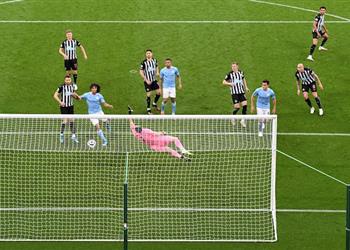 فيديو هاتريك توريس يقود مانشستر سيتي لعبور نيوكاسل برباعية في مباراة مجنونة بالدوري الإنجليزي