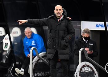 جوارديولا ما يفعله توريس لا ي صدق واليوم كان استثنائي ا بسبب كارسون