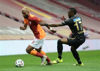 فيديو بمشاركة مصطفى محمد جالطة سراي ينهي الدوري التركي بثلاثية أمام مالاتيا سبور