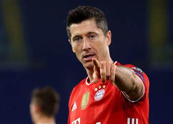 ليكيب بعد محمد صلاح وميسي باريس سان جيرمان يفكر في ضم ليفاندوفسكي