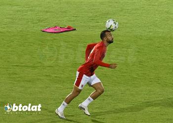 خاص أفشة يشكو من الإصابة عقب مباراة الأهلي وصن داونز