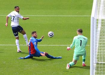 جماهير أستون فيلا تنتقد المحمدي بعد الخسارة أمام كريستال بالاس