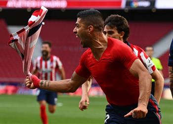 فيديو أتلتيكو مدريد يقترب من التتويج بالدوري الإسباني بـ ريمونتادا قاتلة على أوساسونا