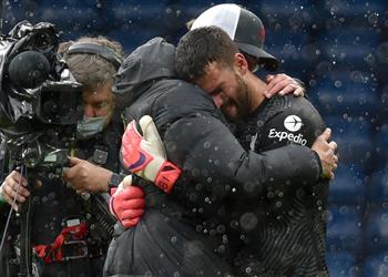 كلوب عن هدف أليسون القاتل يستحق الإشادة مثلما كان سيحدث مع جيرو إذا سجله