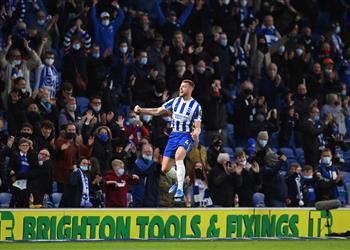 فيديو برايتون يقلب الطاولة على مانشستر سيتي ويهزمه بثلاثية