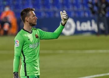 نيتو مطلوب في الدوري الإنجليزي بالميركاتو الصيفي