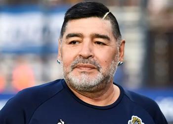 ESPN اتهام 7 كوادر طبية بقتل مارادونا عمد ا