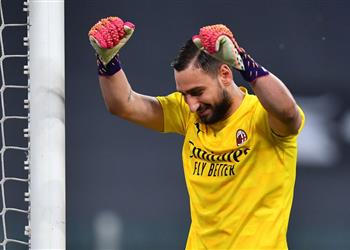 رايولا يعرض دوناروما على برشلونة وشرط يعيق إتمام المفاوضات