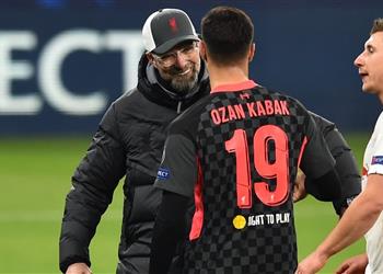 كلوب سأتحدث مع كاباك بشأن مستقبله بعد مباراة ليفربول وكريستال بالاس