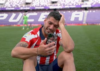 سواريز بعد التتويج بالليجا برشلونة لم يقدرني وميسي سيكون سعيد ا من أجلي