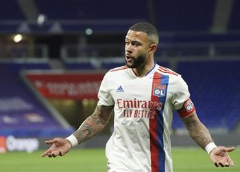 ديباي لا أعرف أين سألعب الموسم المقبل