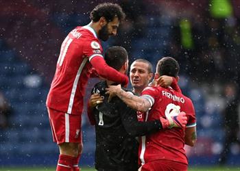 محمد صلاح يعلق على جائزة أفضل لاعب في ليفربول ويصرح هدف أليسون الأهم بالموسم