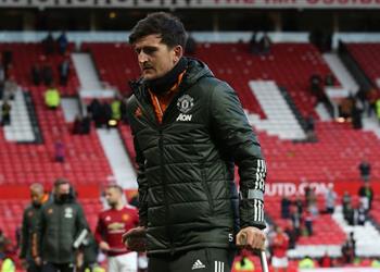 تقارير ماجواير يغيب عن تدريبات مانشستر يونايتد الأخيرة قبل لقاء فياريال