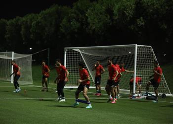 مران الأهلي علي معلول يشارك في تدريبات الكرة وأيمن أشرف يواصل التأهيل