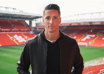 رسمي ا توريس يعلن عودته للملاعب بعد عامين من الاعتزال