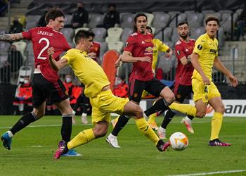 فيديو مورينو يسجل هدف فياريال الأول أمام مانشستر يونايتد