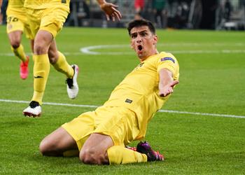 فيديو مورينو يدخل تاريخ فياريال بهدفه أمام مانشستر يونايتد