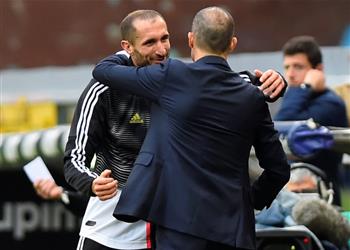 أليجري يشترط بقاء كيلليني في يوفنتوس