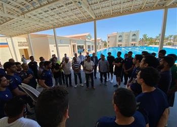 وزير الرياضة يلتقي منتخب مصر لكرة اليد في معسكره التدريبى بالغردقة
