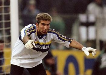 ماريسكا يسعى لإقناع بوفون بالعودة إلى بارما بعد قرار الرحيل عن يوفنتوس