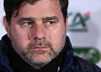 ذا صن توتنهام يستعد لمحادثات رسمية مع باريس سان جيرمان لاستعادة بوتشيتينو