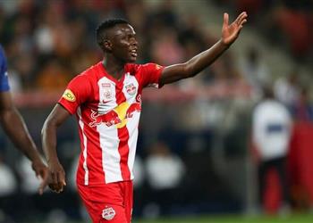 تقارير وست هام يتفوق على ليفربول في سباق التعاقد مع داكا