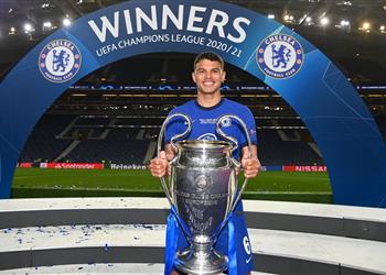 سكاي تشيلسي يجدد تعاقده مع تياجو سيلفا