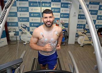 أجويرو انتقلت إلى برشلونة لأنه الأفضل في العالم