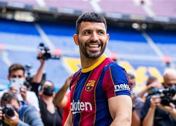 أجويرو يعلق على إمكانية عودة جوارديولا لـ برشلونة ويؤكد لم أتحدث مع كومان