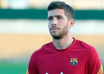 تقارير رحيل سيرجي روبيرتو يتوقف على مدرب برشلونة