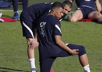 ليكيب بنزيما يحاول إقناع مبابي بالانتقال إلى ريال مدريد