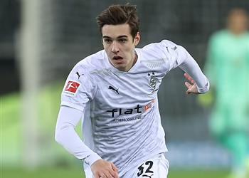 نيوهاوس ينعش آمال ليفربول وينفي موافقته على الانضمام إلى بايرن ميونخ