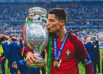 رونالدو يورو 2016 أهم لقب في حياتي والفوز بها مرة أخرى أمر لا ي صدق