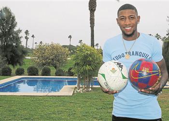 برشلونة يتفاوض مع إيمرسون لتجديد عقده حتى 2026