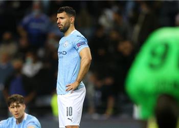 مانشستر سيتي يجد بديل أجويرو في الدوري الألماني وناديه يطلب 40 مليون يورو