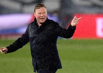 بعد بقاء كومان شكوك حول استمرار 7 لاعبين في برشلونة