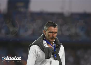 وكيله كارتيرون أخطر الإدارة أن الزمالك لن يقف على فرجاني ساسي