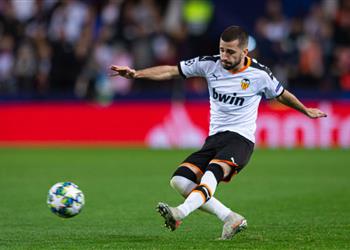 برشلونة يستعد للدخول في مفاوضات مع فالنسيا لضم جايا