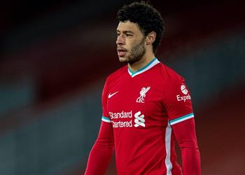 بعد ارتباطه بالرحيل ليفربول يحسم م ستقبل تشامبرلين