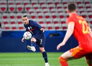 جريزمان بعد إهدار بنزيما ركلة جزاء أنا المسدد الأول في منتخب فرنسا