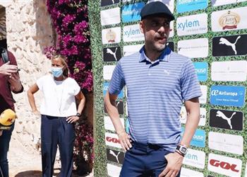 جوارديولا يرد على اهتمام برشلونة بعودته ويؤكد صفقتا أجويرو وجارسيا رائعتان