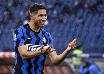 باريس سان جيرمان يغري إنتر ميلان بعرض جديد لضم أشرف حكيمي